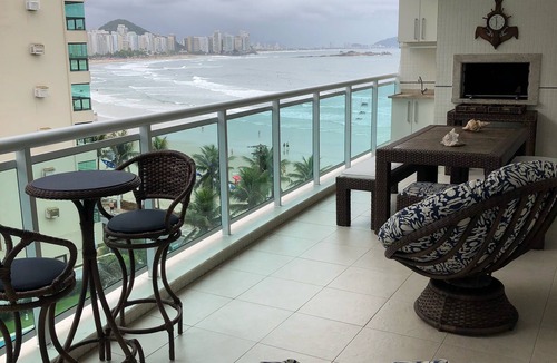 Asturias Apartment | Wonderful Sea Front Apartment with View and Balcony with BBQ