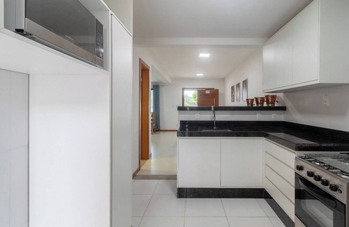 Arraial d'Ajuda House | Yellow House - Pitinga Beach - Arraial d'Ajuda