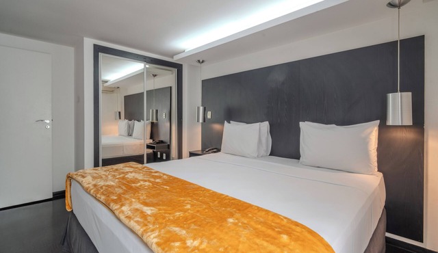 155 Hotel