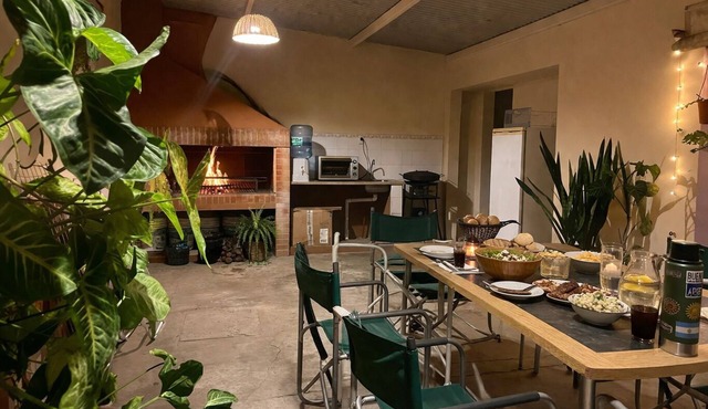 2 bedroom house with garage