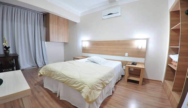 2 Stylish Couple Room w/Breakfast in Central Passo Fundo