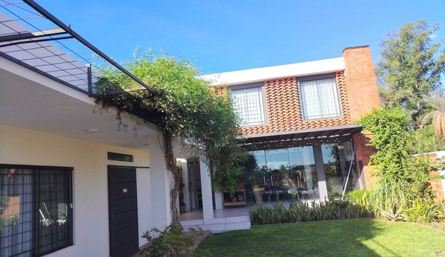 6 Guest House Spacious: Quincho Swimming Pool Games
