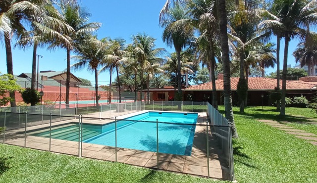 9-Bedroom Villa with Pool in Paradise for 20 people