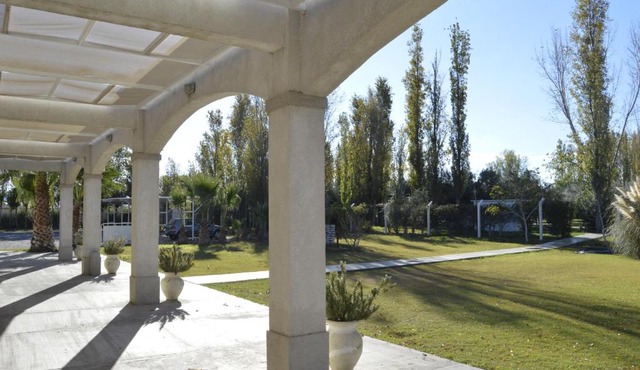 Apart Hotel y Cabañas Olivos del Sol