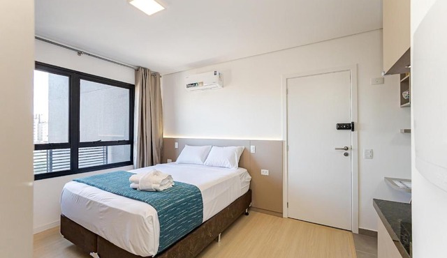 Apartamento 706 - Eixo · Apê Completo c/Cama Queen, A/C e Wi-Fi