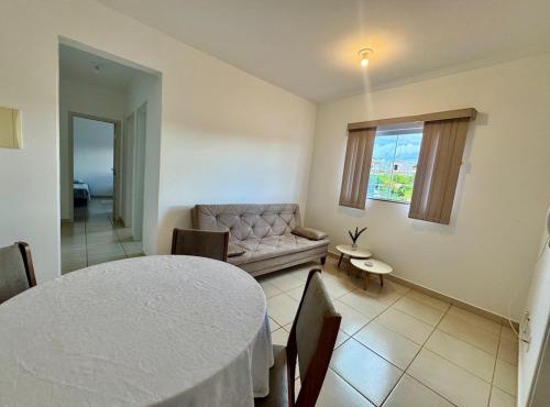Apartamento de dois quartos com garagem coberta