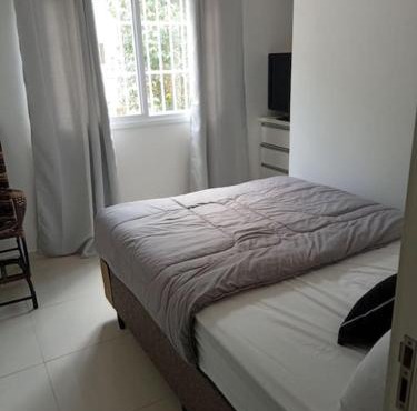 Apartamento centralizado à poucas quadras do mar. in Tramandaí