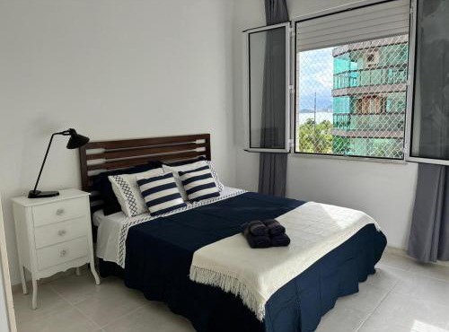 Apartamento com vista para praia na Aparecida em Santos SP