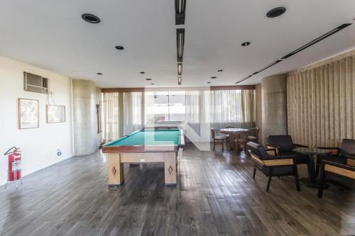 Apartamento completo com serviço de limpeza em Alphaville