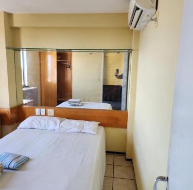 Apartamento na Praia de Iracema com vista mar