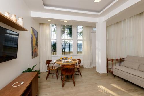 Apartamento na Urca, de frente para o mar in Rio de Janeiro