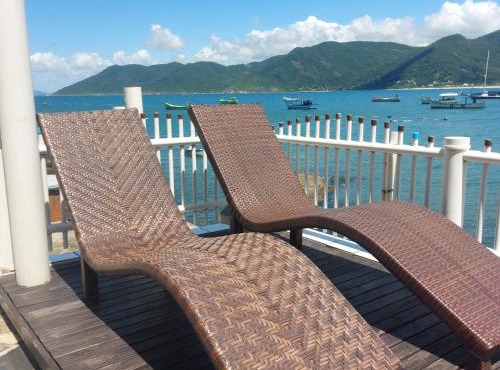 Apartamento no Costão do Pântano do Sul in Florianópolis