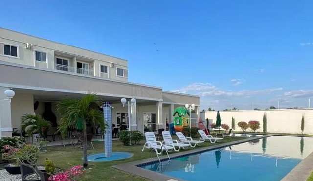 Apartamento térreo em condomínio 24 hrs
