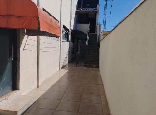 Apartamento térreo