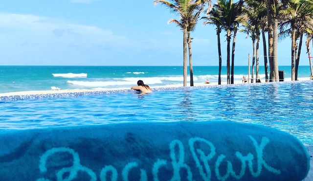 Apartment in a resort at Beach Park, right on the sand, furnished, sleeps 6.