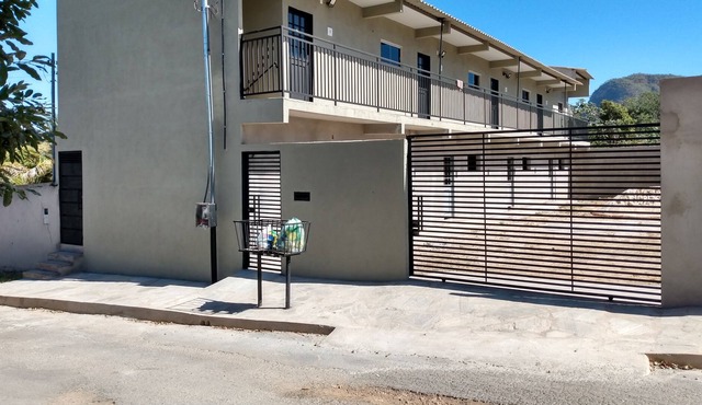 Apt furnished by season (1st floor)