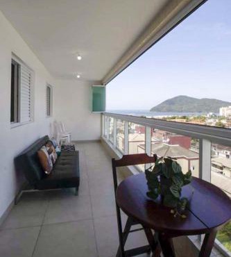 Apto com lazer completo a 500m da Praia da Enseada in Bertioga
