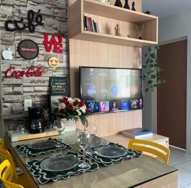 Apto completo com ar, Wi-Fi e garagem - Zona Leste