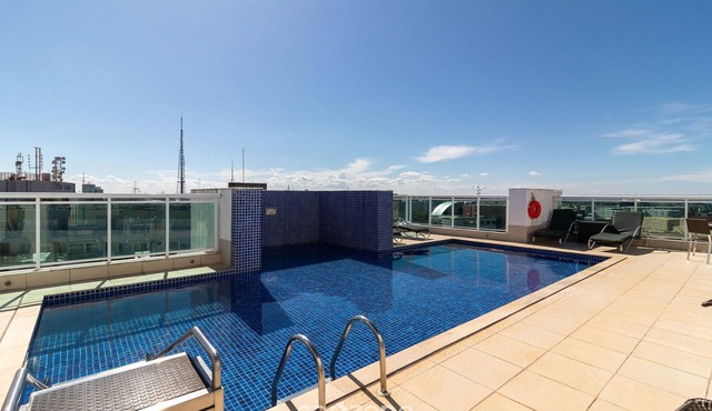 Aptos em Cond. com Piscina na Asa Norte - BHY