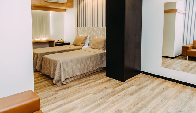 Arrey Executive Hotel