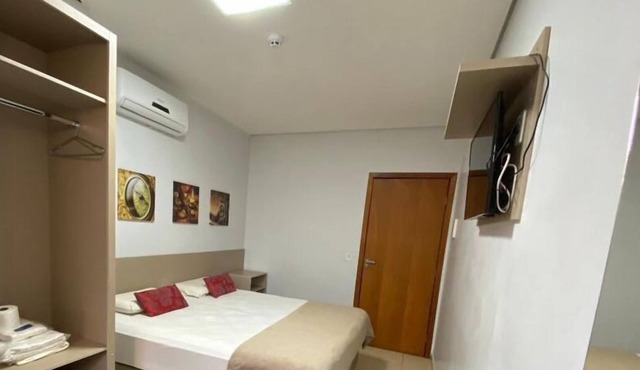 Atlas Hotel II