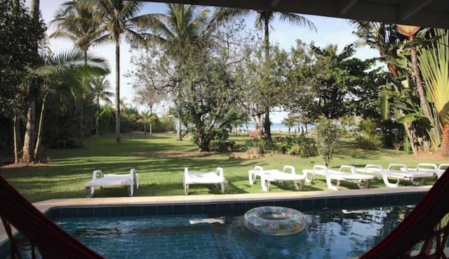 BEACHFRONT VILLA/WATERFRONT/OCEAN VIEW, IDEAL FOR FAMILIES OR FRIENDS in Bertioga