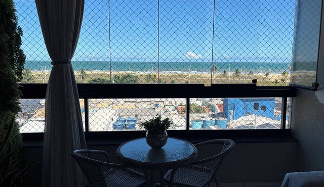 Beautiful apartment w/sea view 3/4 with air, near the crabwalk