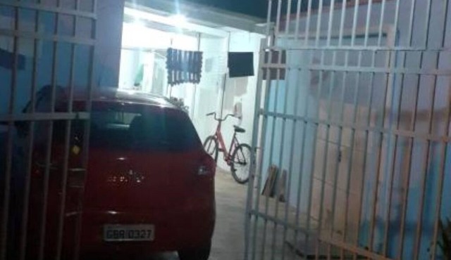 Alugo Casa NA Praia Grande Próximo AO Centro DE Mongaguá Acomoda ATE 15 Pessoas in Cidade das Crianças Praia Grande