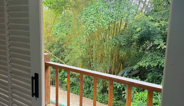 House with pool in gated community Maresias