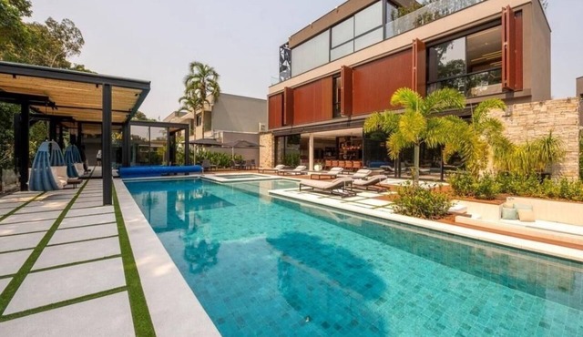 Modern beach house in Riviera de São Lourenço - Condominium - 600mts from the beach