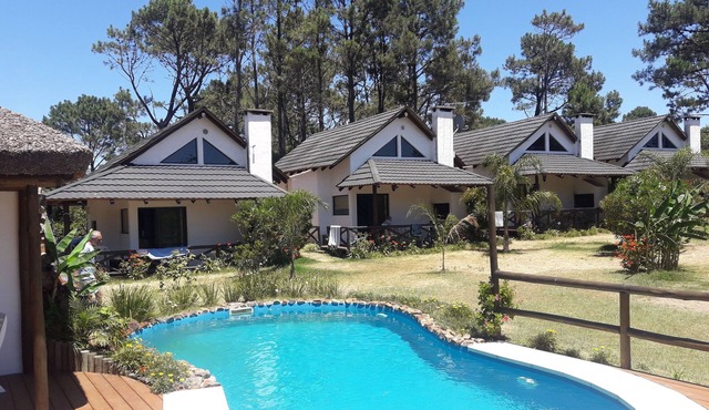 BUNGALOWS PTA COLORADA - DE 2 A 7 PERSONAS in Punta Colorada