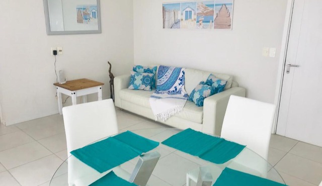 Cómodo apartamento en Torre Ocean Drive con todos los servicios in Punta del Este