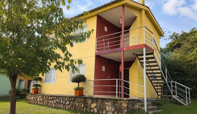 Cabaña del Sol Upper Floor 2 Bedroom Cabin for 6 Guests