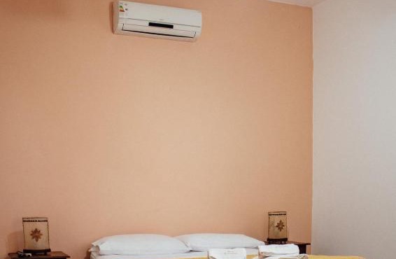 Cabañas y Hostal Las Marias
