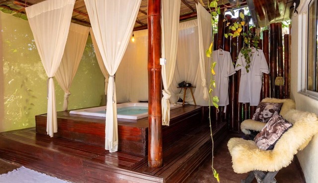 Cabana p/Casais c/Hidromassagem e Churrasqueira in Nova Lima