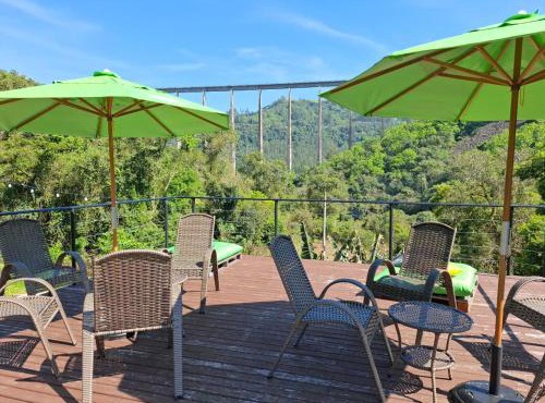 Cabanas V13, segundo maior viaduto do mundo! Com ar in Vespasiano Corrêa