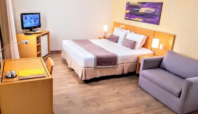 Cardum Hotel