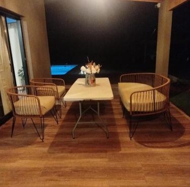 Casa a estrenar En Trapiche - Pileta privada