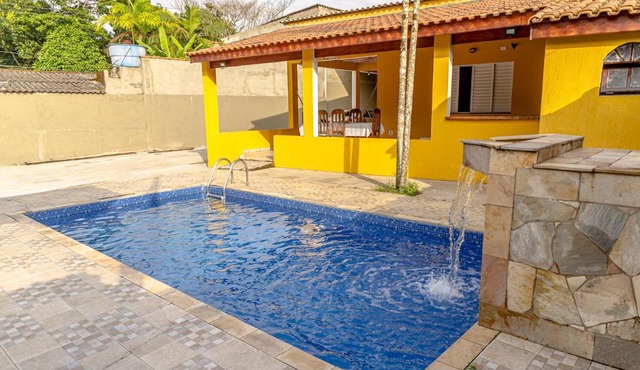 Casa c Wi-Fi, piscina e churrasqueira em Itanhaem in Itanhaém