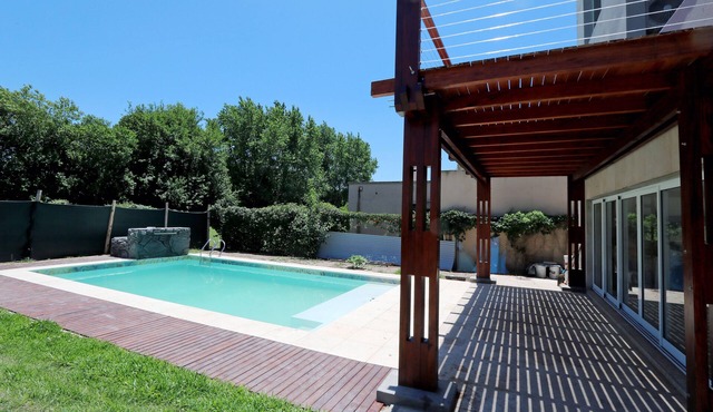 Casa Caribe en Roldán con Pileta and Canchita de Fútbol
