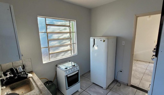 Casa com 2 quartos no Aero Rancho