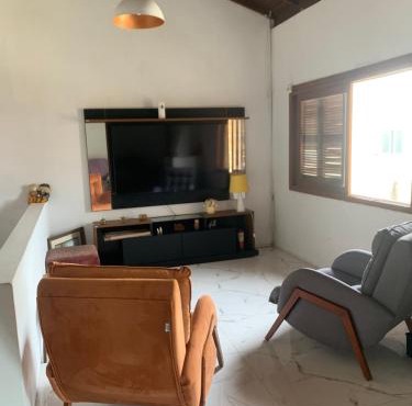 Casa com 4 quartos e piscina pra aproveitar in Tramandaí