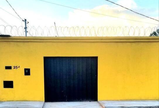 casa com ar condicionado e garagem