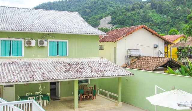 Casa com Wi-Fi a 230m da Praia de Garatucaia/RJ