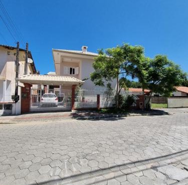 Casa de férias para 9 pessoas e Beto Carrero