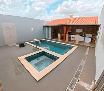 Casa de temporada completa, piscina em Uberaba