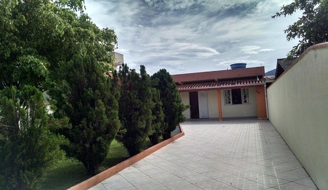 Casa em Bombinhas zimbros