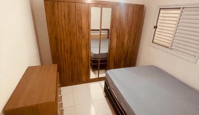 Casa em condomínio perto do rio