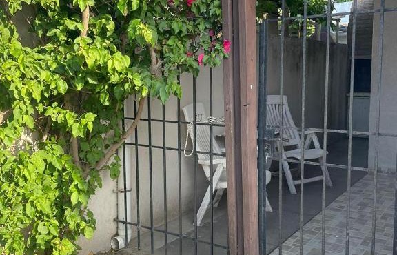 Casa Emilio - Casa Centrica con Cochera Descubierta