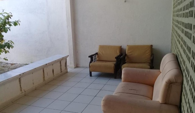 Casa espaçosa- Camboinha
